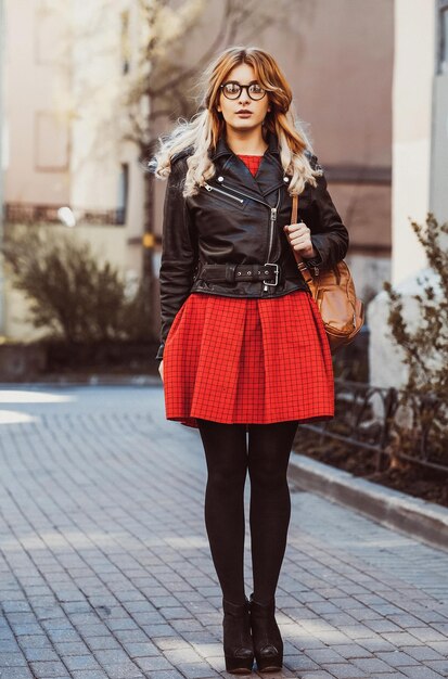14 Unusual but Chic Fashion Trends that Will Make You Stand Out: From Bubble Wrap Skirts to Crocs as Heels